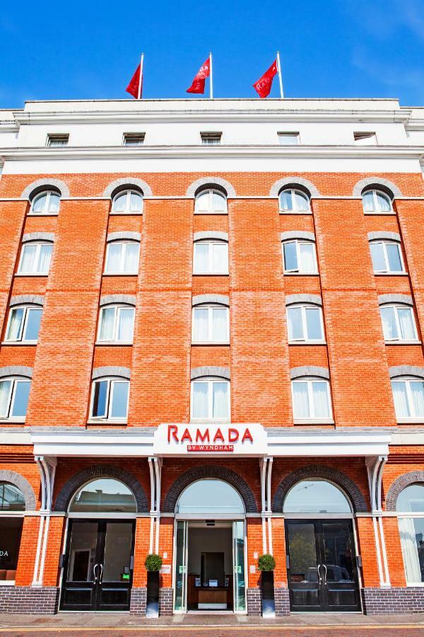 Готель Ramada By Wyndham Белфаст Екстер'єр фото